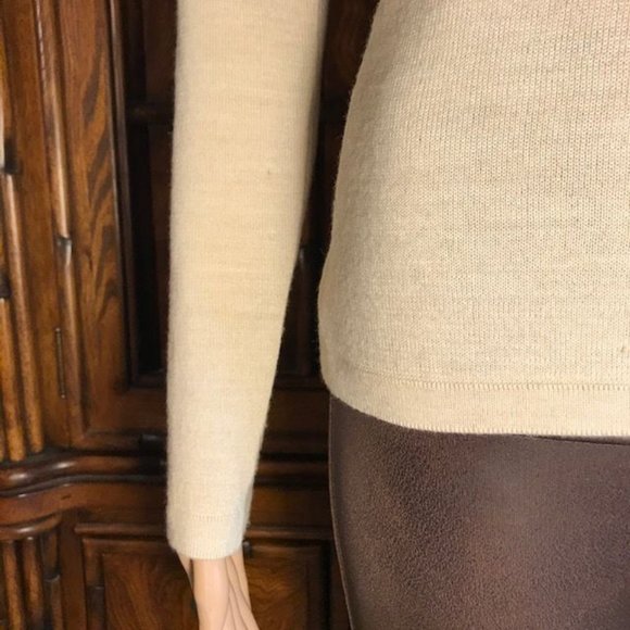 Apart Wool Blend Sweater w/ Detachable Faux Fur Collar - Picture 7 of 9